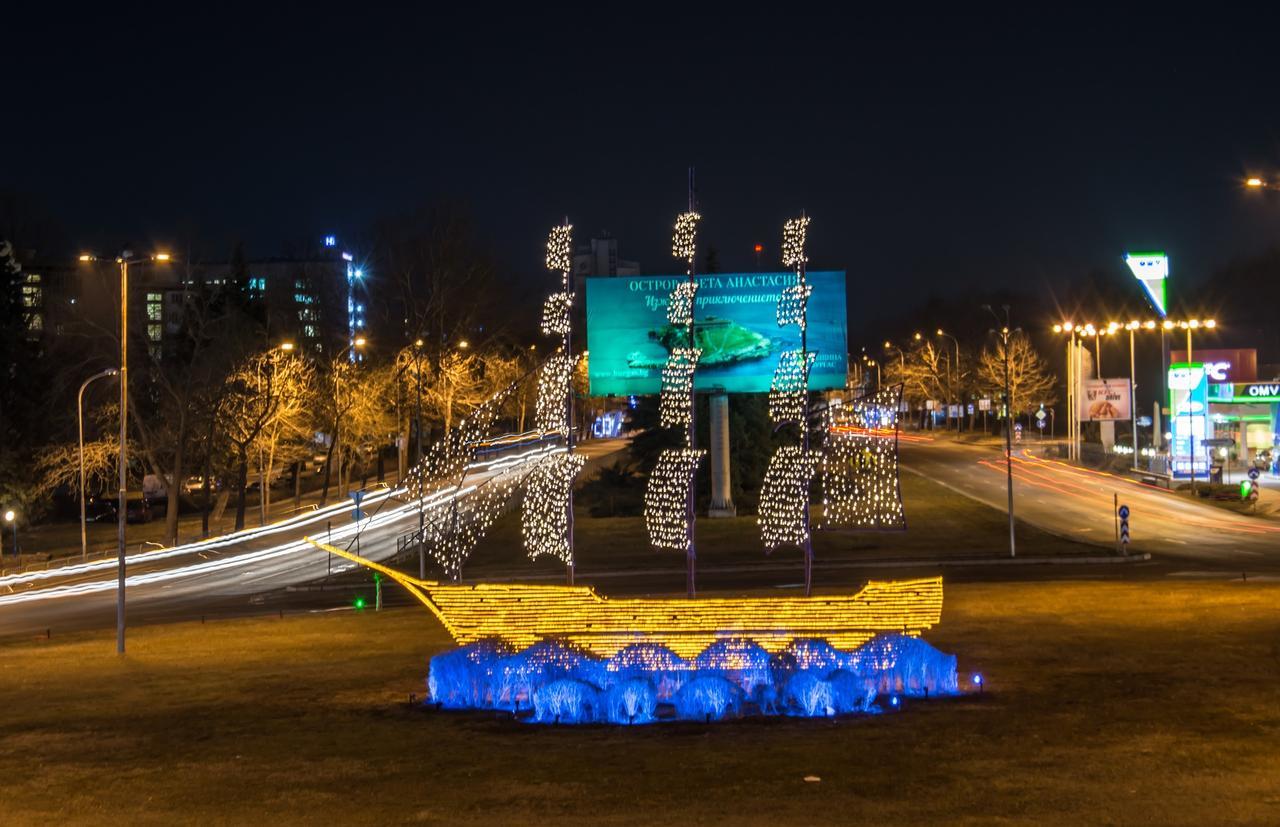 Batak Studio Burgas ภายนอก รูปภาพ